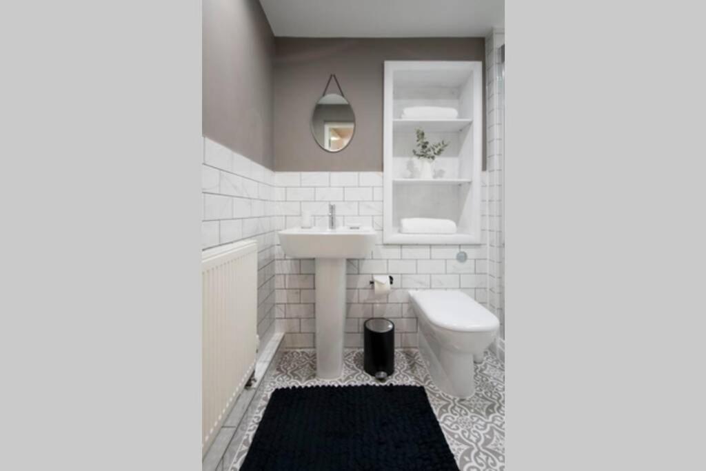 Modern Apartment In Leamington Spa City Centre المظهر الخارجي الصورة